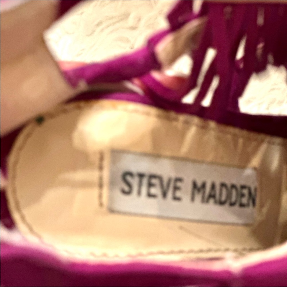 STEVE MADDEN Leather Fringed Heels - Picture 4 of 5